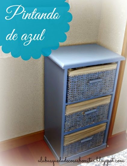A la Búsqueda de Cosas Bonitas: Mi mueble pintado de azul