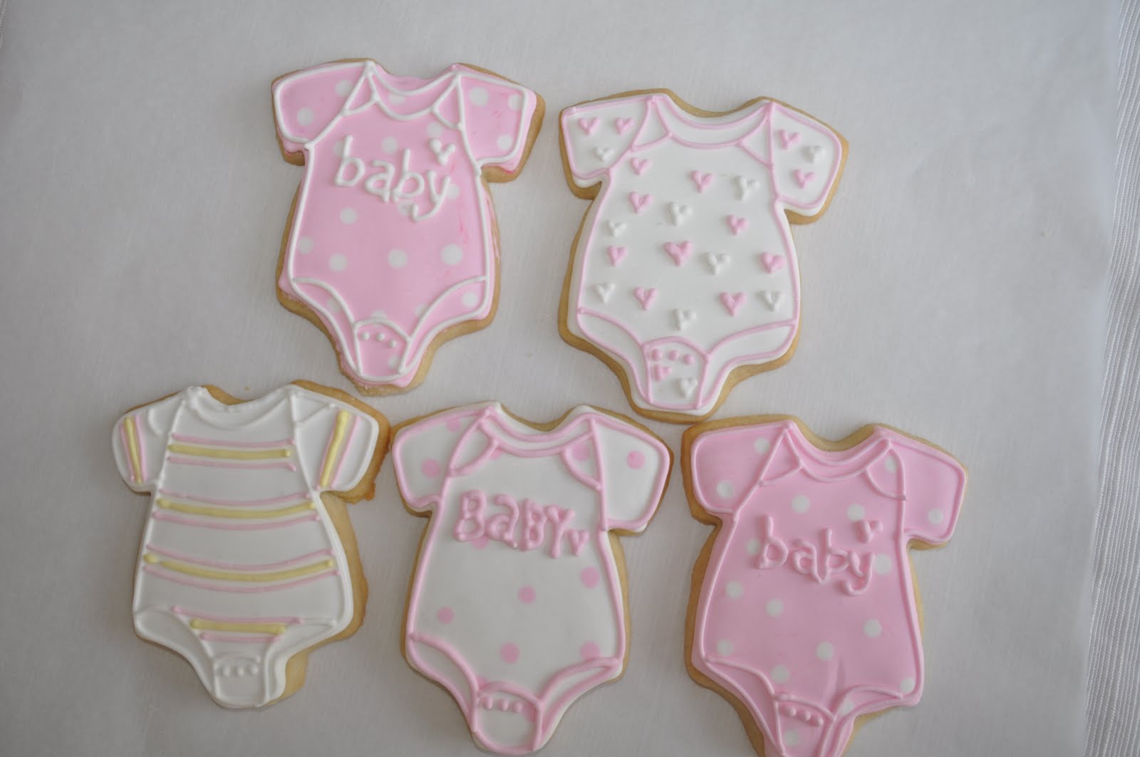 Baby Onesie Cookies with Royal Icing Suz Daily