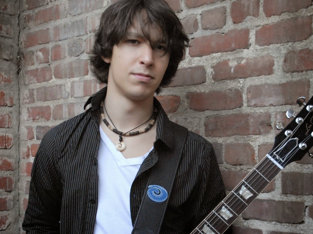 Manx Blues Guitarist Davy Knowles to Perform at Yn Chruinnaght North
