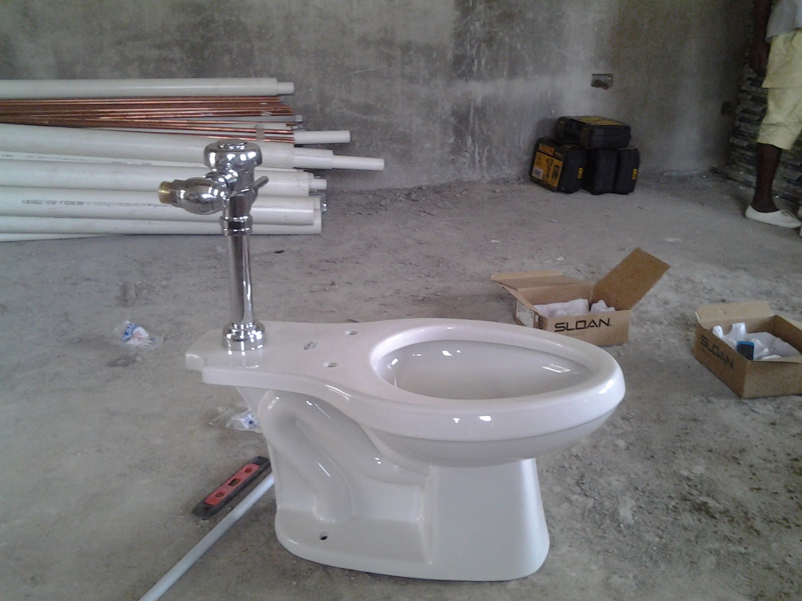 The New Face of Modern Plumbing (Tankless Toilet Seat) Bonfem