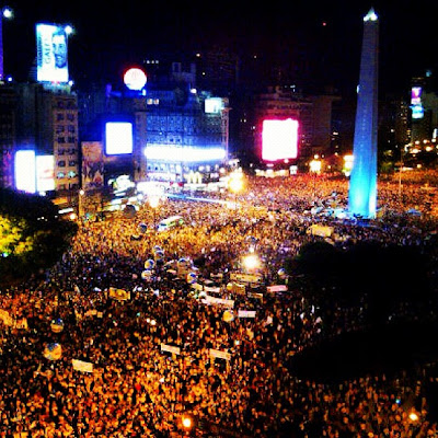 Φλέγεται ξανά η Αργεντινή 19 21aab3bc2a0611e2b05e1231381b45b2 7