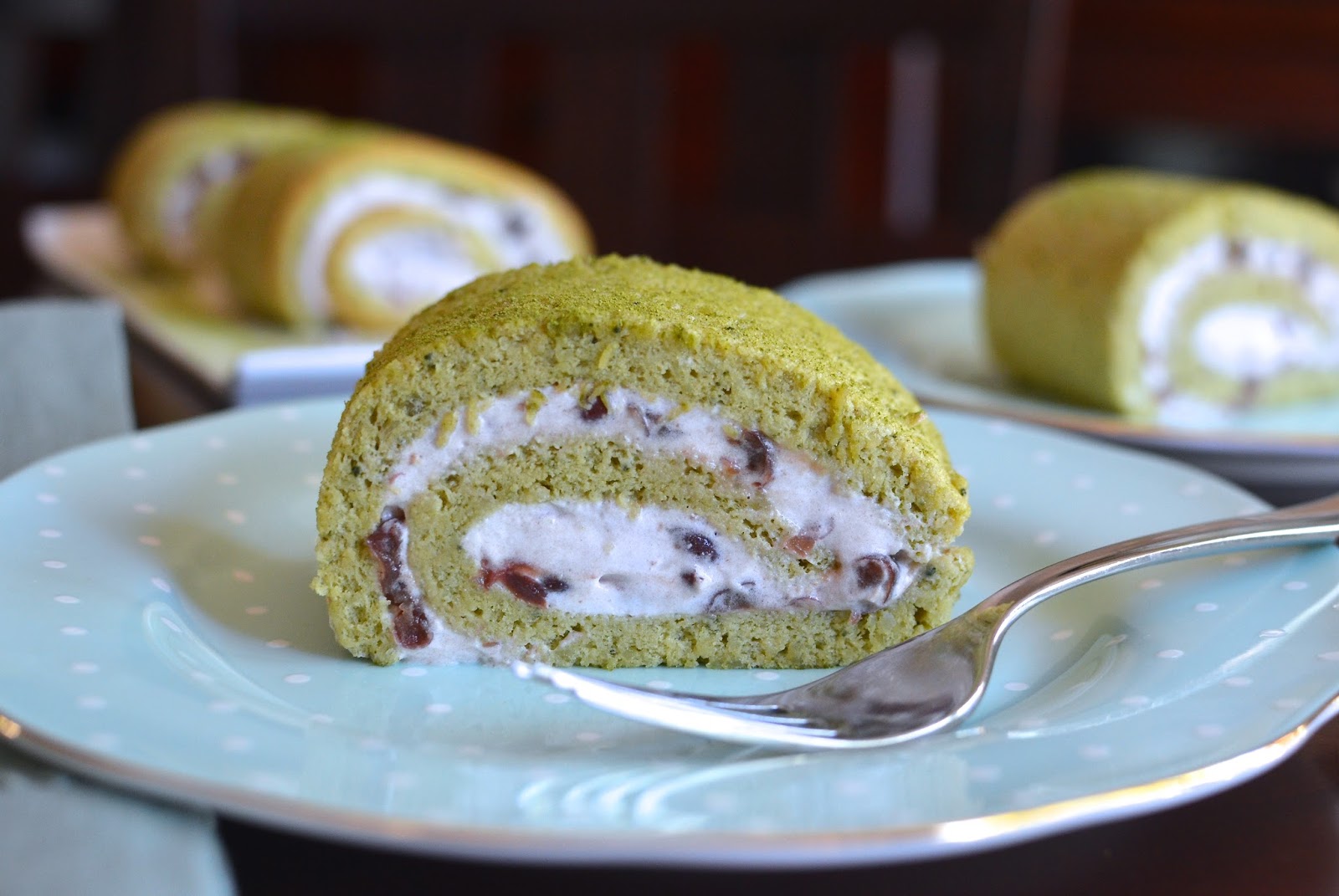 Playing with Flour Matchaalmond roll cake with red bean cream filling