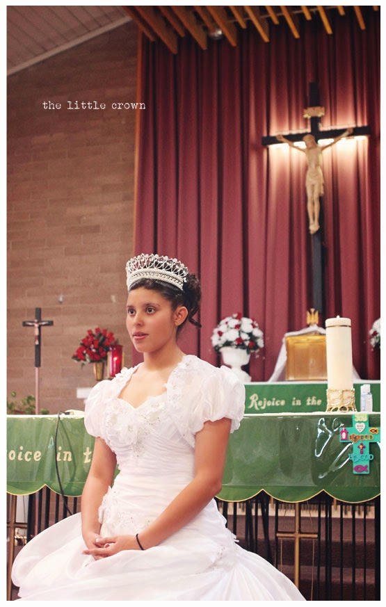jill and the little crown Quinceanera, Blessed Sacrament