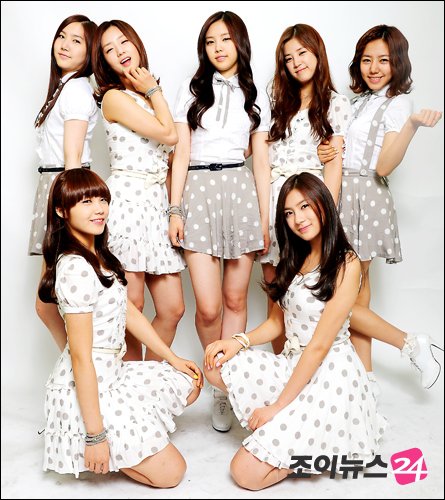 ChadotKedepot Si Meenoi: MY FAVOURITE KOREAN GROUP :D