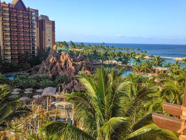 Where to Stay in Oahu: Disney Aulani Resort & Spa - Style Jaunt by Katarina Kovacevic