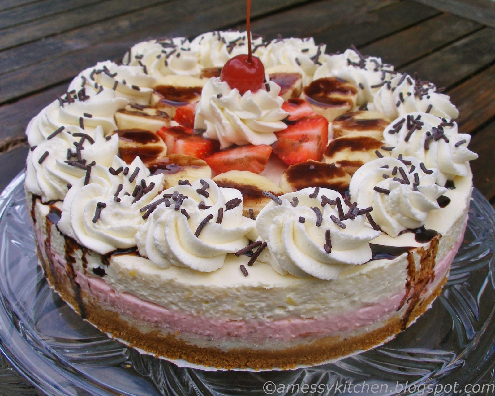 A Messy Kitchen Layered Banana Split Cream Cheese Pie Happy Pi Day!