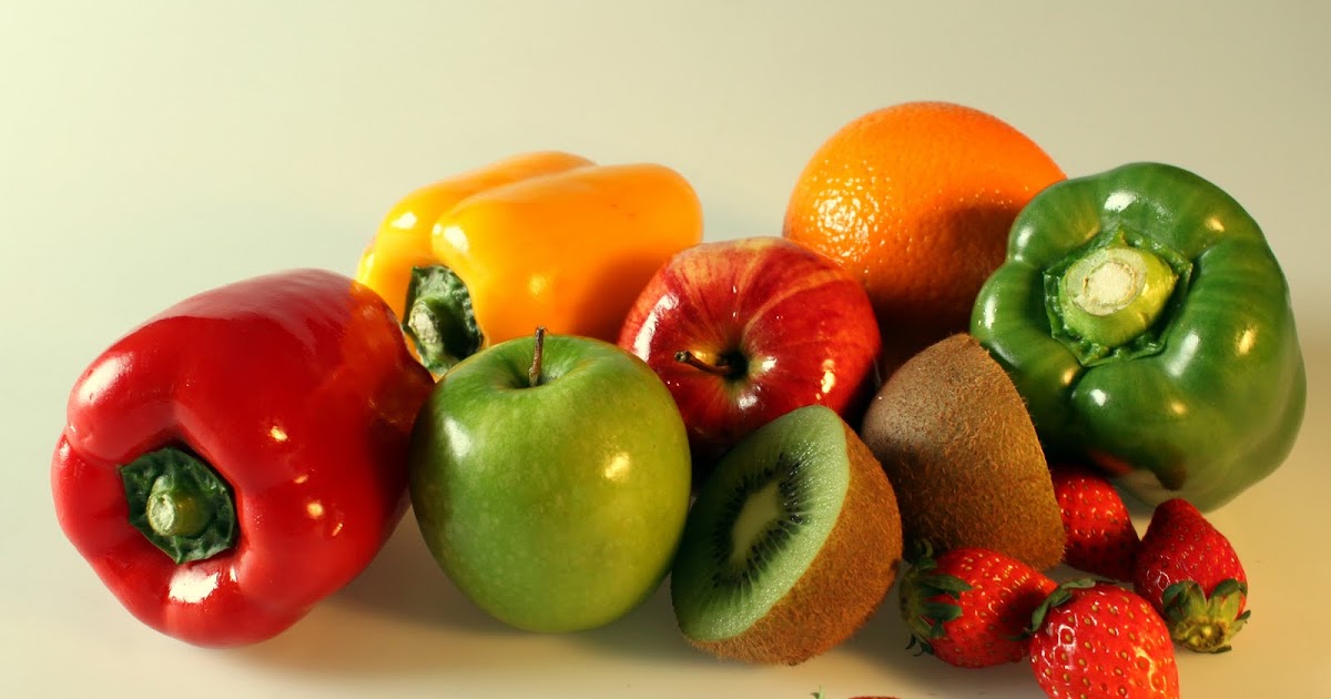 RoselynHYW Fruit , Vegetable, Wines Glass and Bottle product photography.