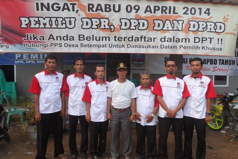CLICK TO ENLARGE Gambar Kegiatan PPS Desa Mekar Baru Kecamatan Petir pada Pemilu 2014