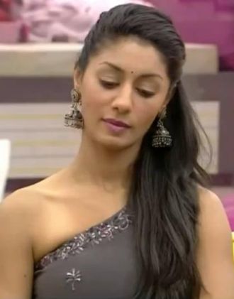 Bollywood Celebrities: Mahek Chahal HOt/Spicy Wallpapers