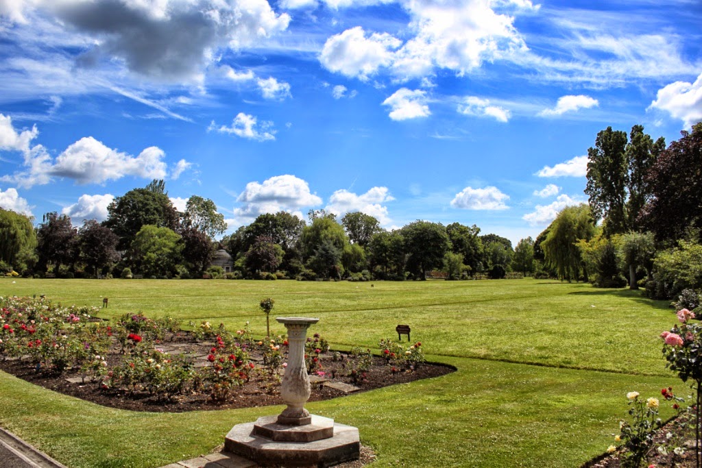 The Daily Constitutional from London Walks® Summer In London Golders