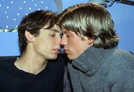 ulli gay how to discreetly meet gay men