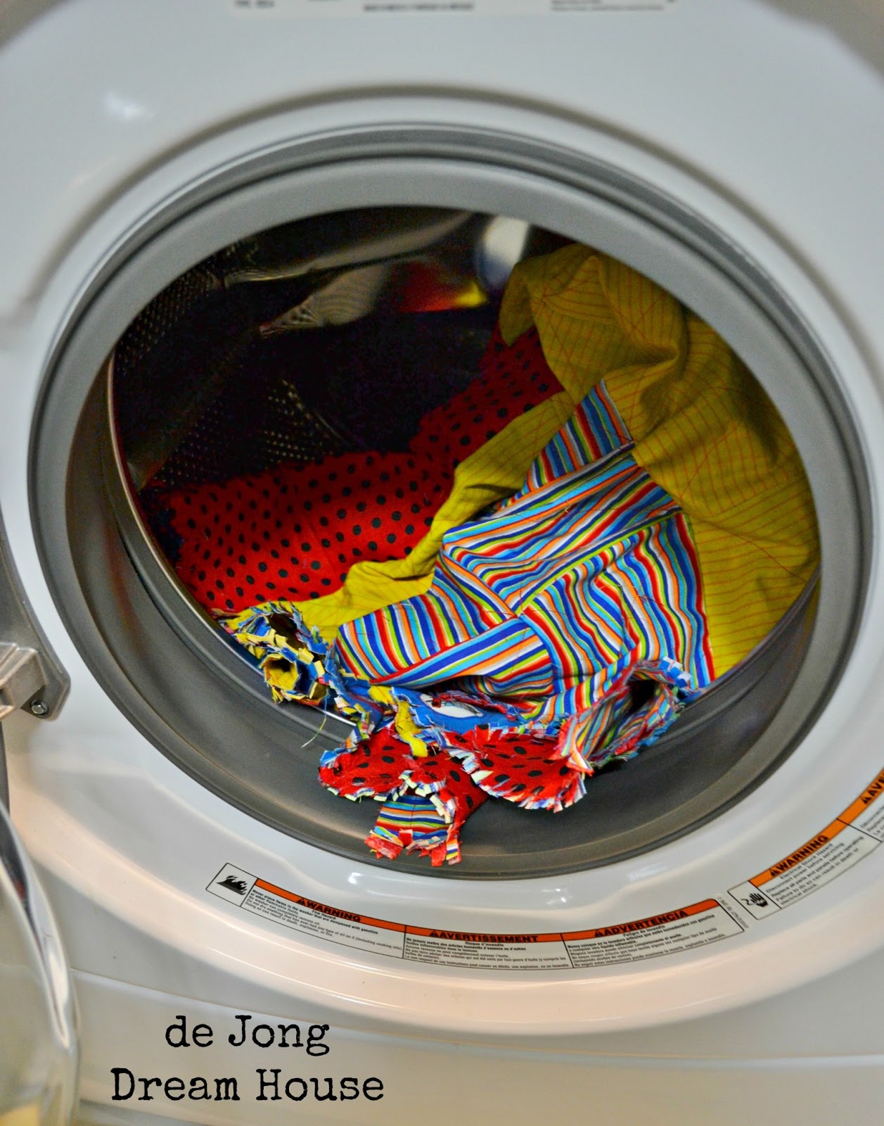 de Jong Dream House Quilt 1 Rag quilt tutorial for the sewing newbie