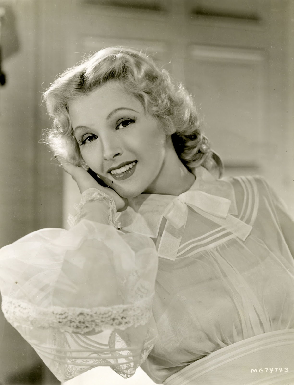 It's The Pictures That Got Small