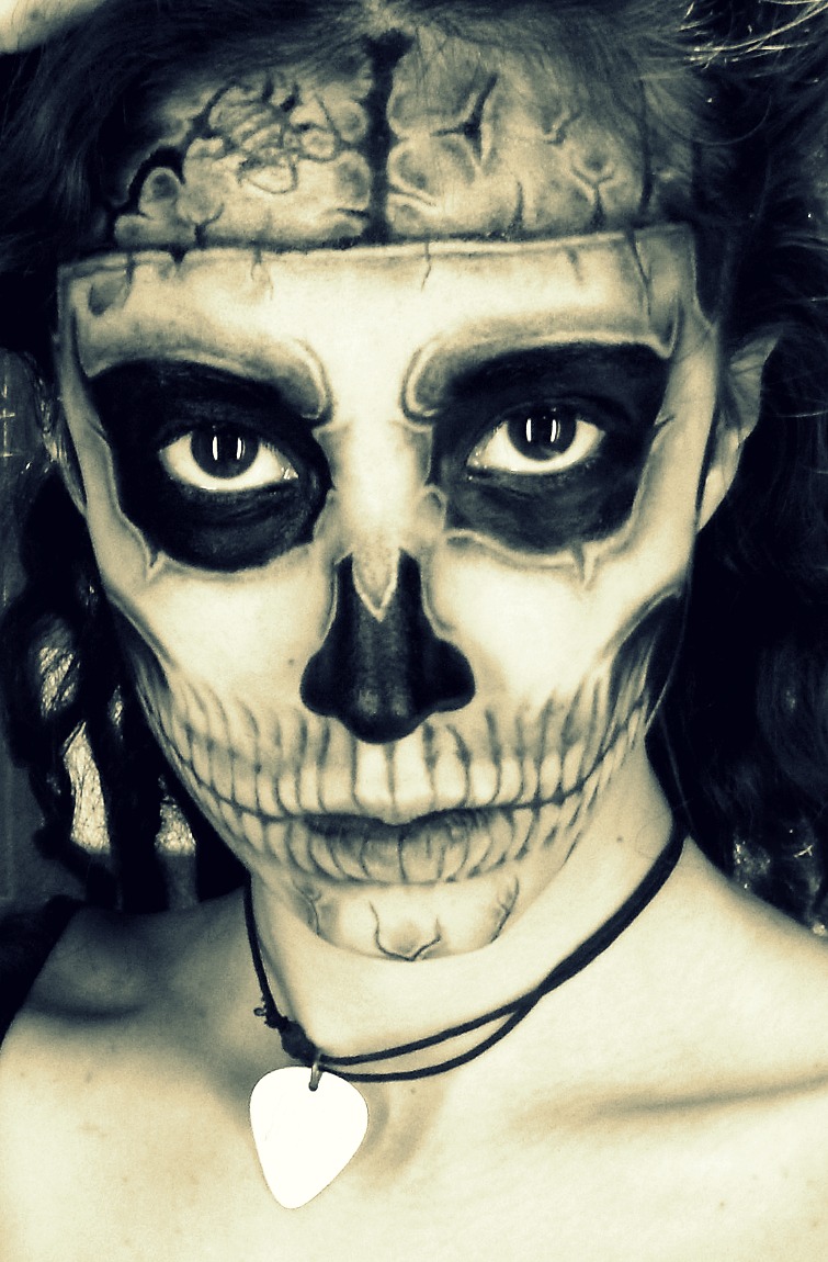 Maquillajes de Halloween: calavera mexicana en blanco y negro - New York  For Beginners