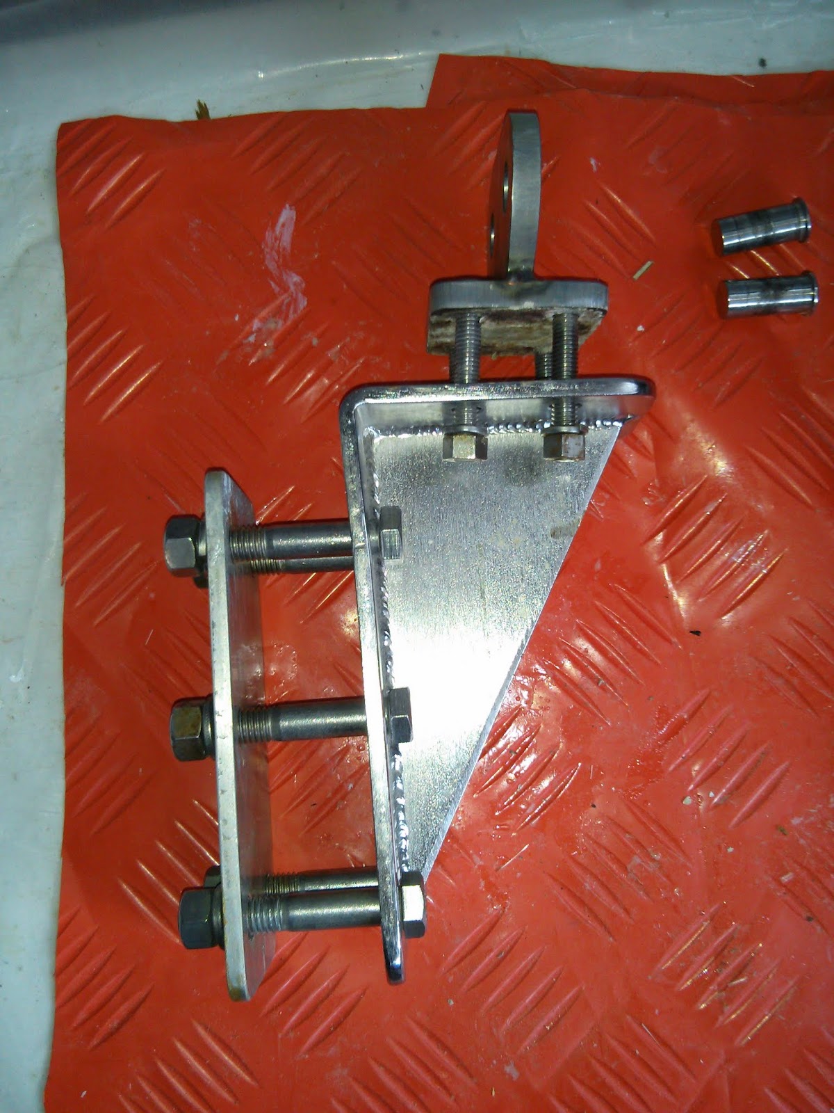 SV Pilgrim 382 Chainplates