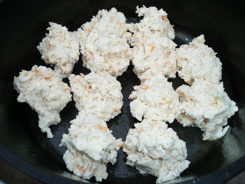 Everyday Dutch Oven Red Lobster's Cheddar Biscuits