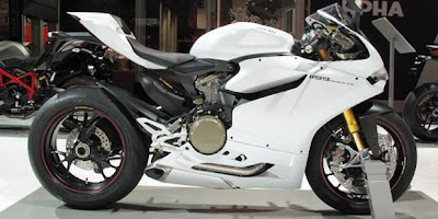 Foto Motor Ducati ini, Bukan Warna Tradisi Ducati