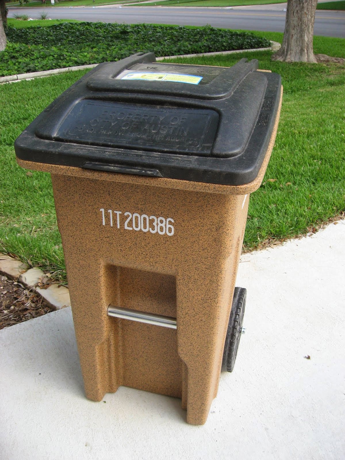 Great Second Ideas Someone Started A Trash Can Cleaning Service