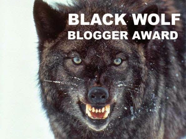 Un Bkack Wolf Blogger Award