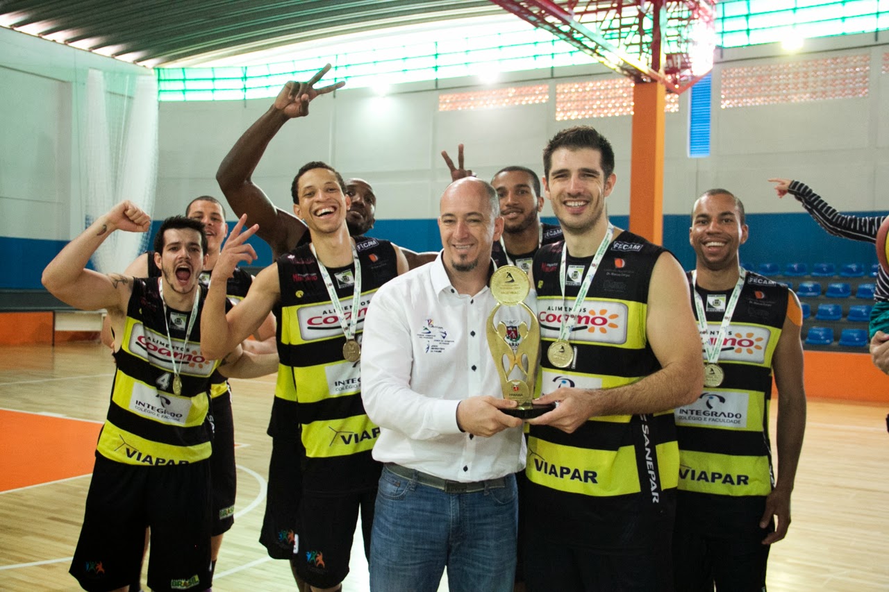 Adolescente de PG conquista hexacampeonato Paranaense de Xadrez - Massa News