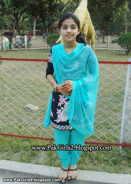Download Pakistani Girls Photos 2015(1)