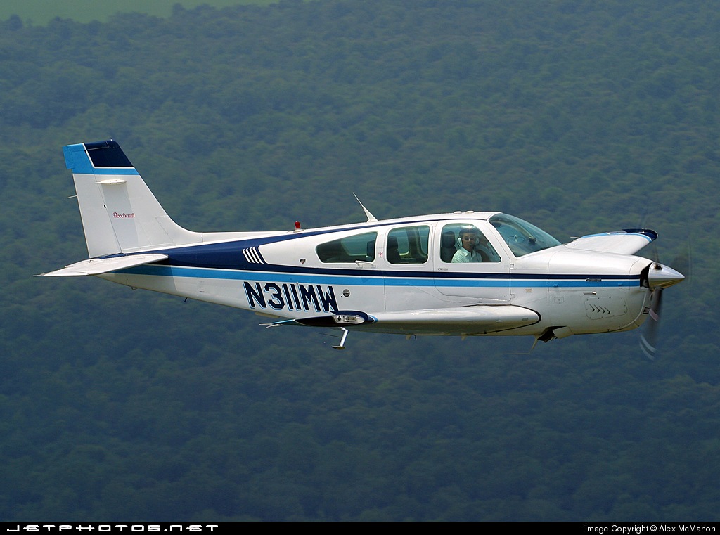 AEROMARANHAO Clássicos Beechcraft Bonanza