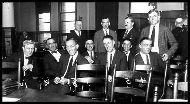 the black sox scandal Jackson wasn't the only black sox player to talk to the press in the years following the scandal in the fall of 1956, chick gandil sat down with los angeles-based sportswriter melvin durslag for a tell-all exposé about the 1919 world series fix that appeared in sports illustrated6 gandil's rambling, self-serving interview made national. the black sox scandal Jackson wasn't the only black sox player to talk to the press in the years following the scandal in the fall of 1956, chick gandil sat down with los angeles-based sportswriter melvin durslag for a tell-all exposé about the 1919 world series fix that appeared in sports illustrated6 gandil's rambling, self-serving interview made national.