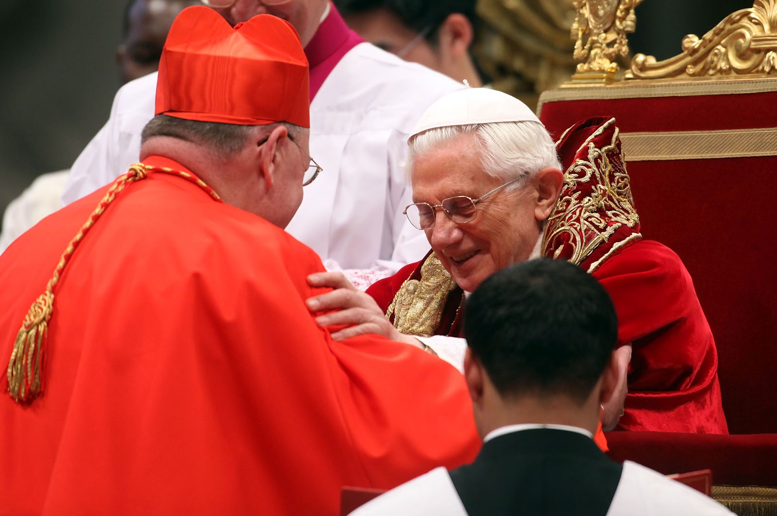 http://3.bp.blogspot.com/-Cr6c2ElV67g/UD5w4JdtZhI/AAAAAAAAOqA/_ATbKpaQUfA/s1600/cardinal-dolan-l.jpg+w=620.jpg