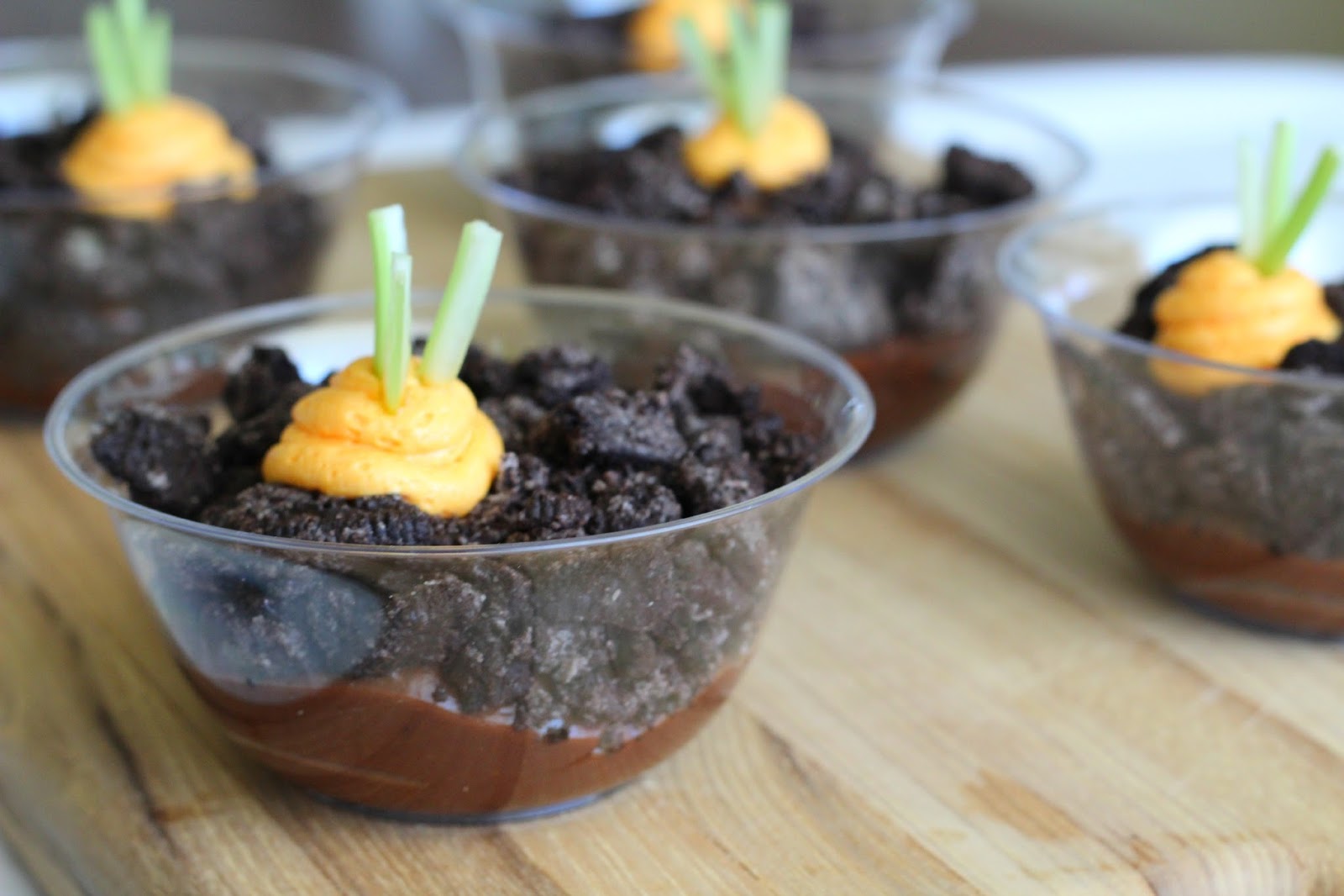 Emmy in her Element No bake carrot pudding pots