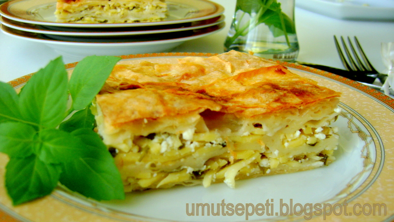 YALANCI SU BÖREĞİ VE ERİŞTELİ BÖREK TARİFİ
