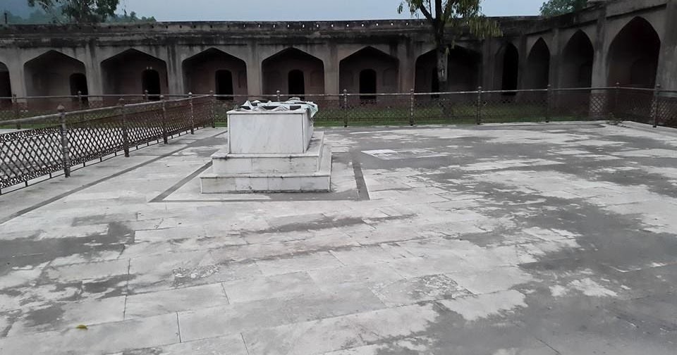 The Chingus Fort , Rajouri Jammu Where Jahangir