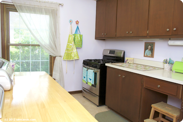 Sew Can Do: Hey, Come On Over! It's Craft Room Tour Time:)