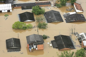 Inundações e desespero
