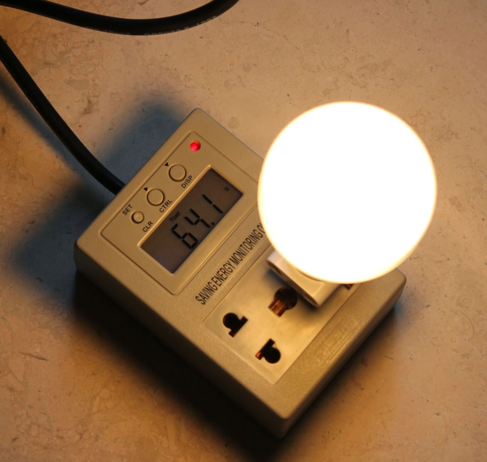 Measuring the hot resistance and cold resistance of Incandescent Bulbs