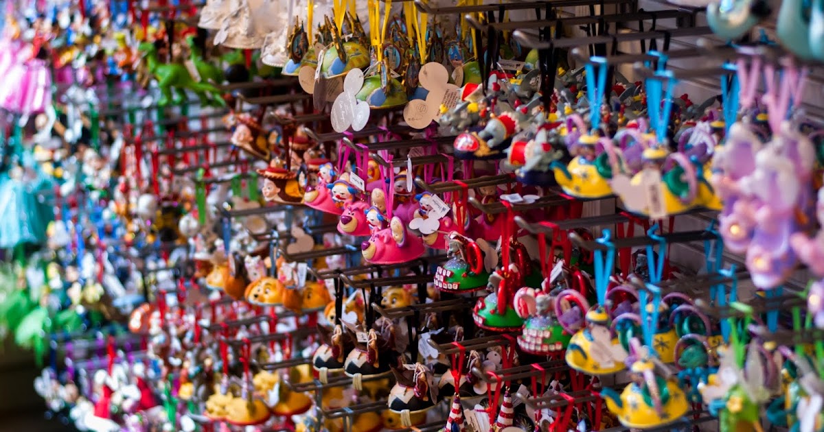 Disney outlet store photo report may 2017 Christmas in July- Christmas Shopping in Walt Disney World | Home is