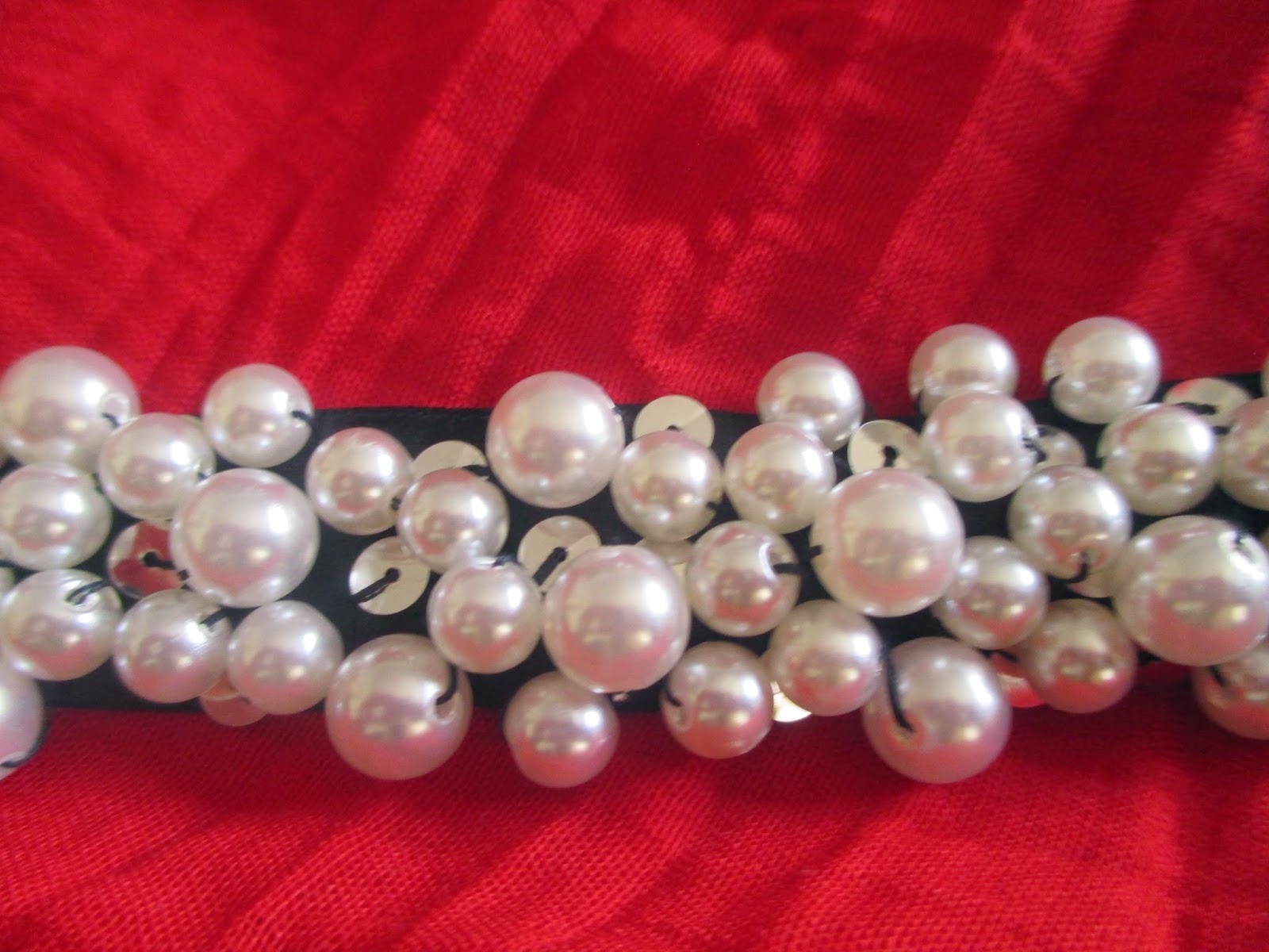 Fashion Happenss DIY Pearl belt