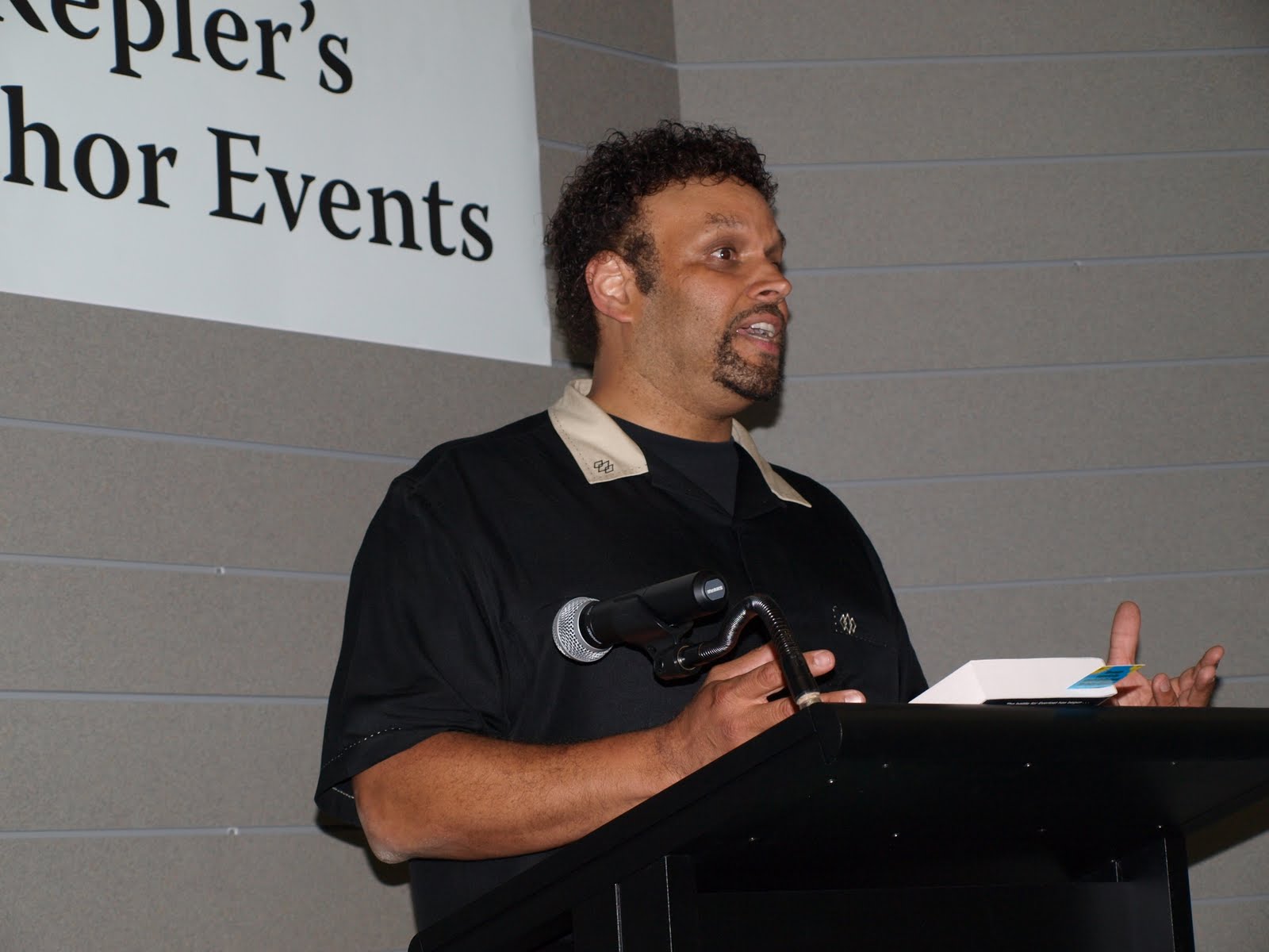 Neal Shusterman Unwind