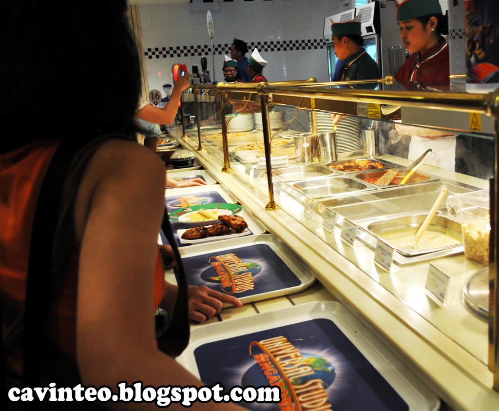 Entree Kibbles Loui's NY Pizza Parlour Universal Studios Singapore (USS)