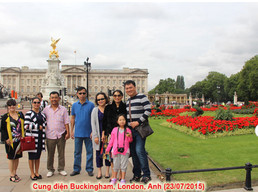 [Image: khach-anh.PNG]