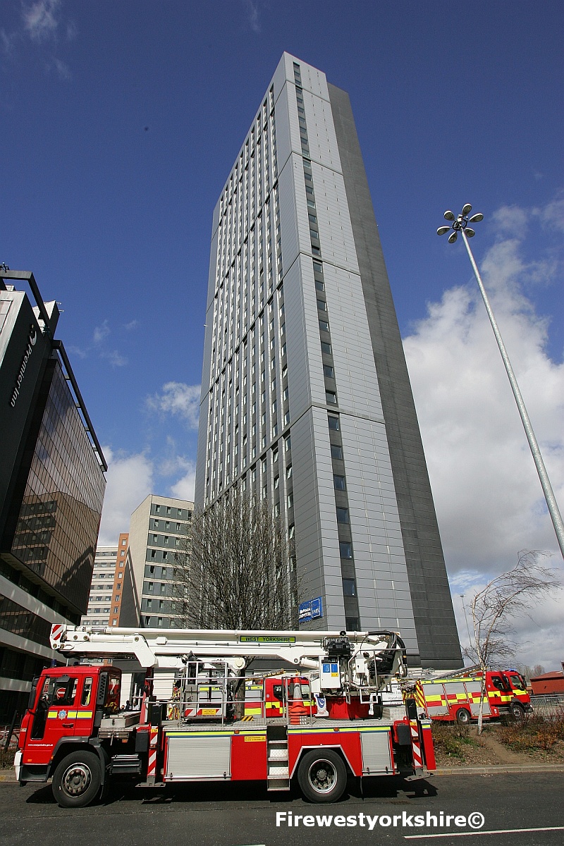 Grahams Fire Page: Sky Plaza Leeds..Flat Fire on 23rd Floor