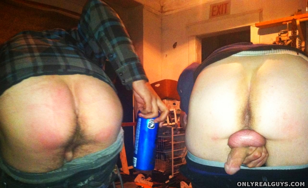 Straight Guys Mooning