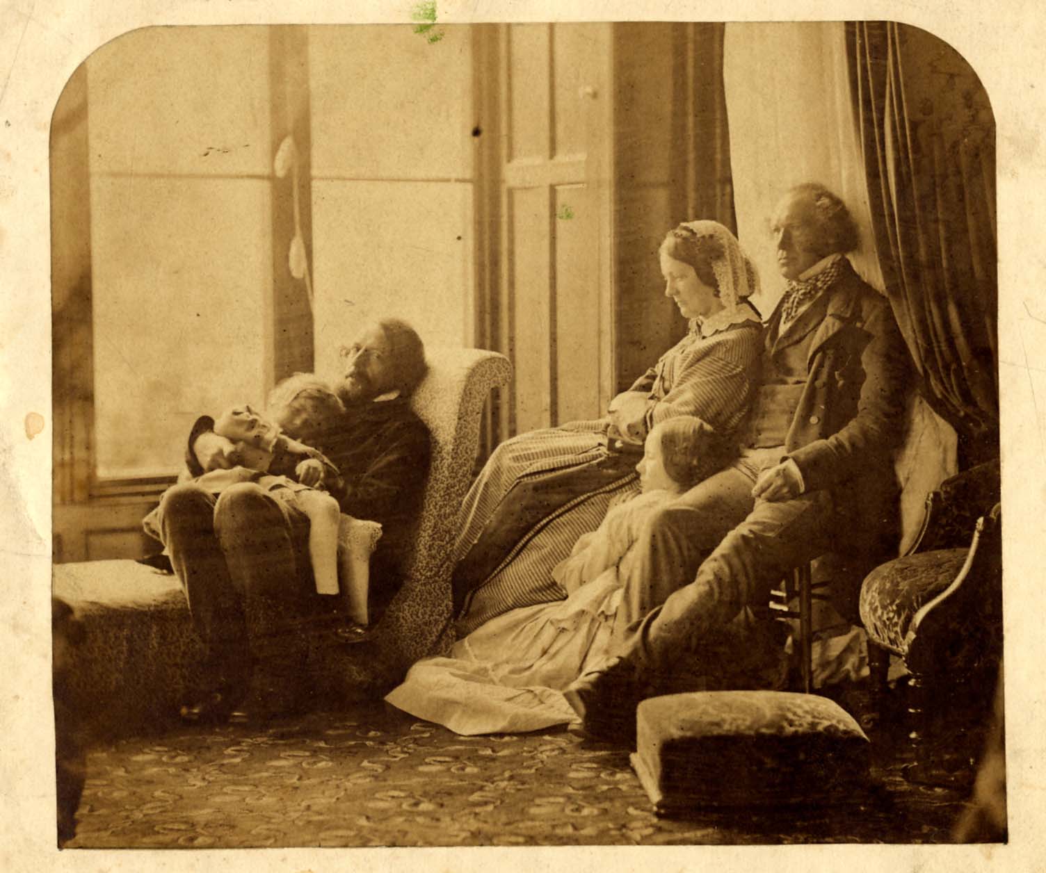 My review of Lewis Carroll Photography on the Move by Lindsay Smith