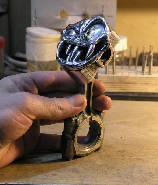 Backstreetmagazine Piston ART