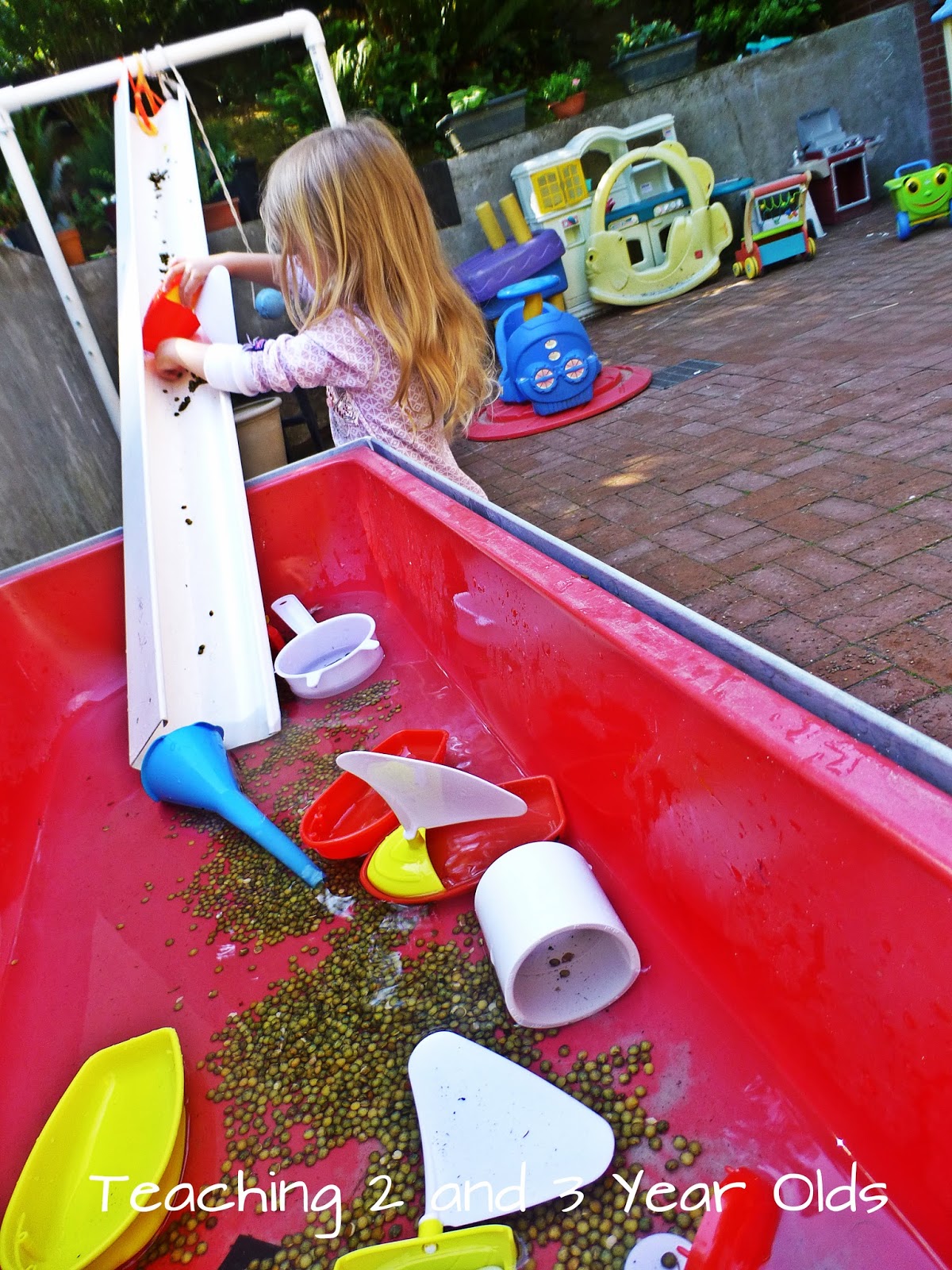 Teaching 2 and 3 Year Olds Preschool Ideas for the Sensory Table
