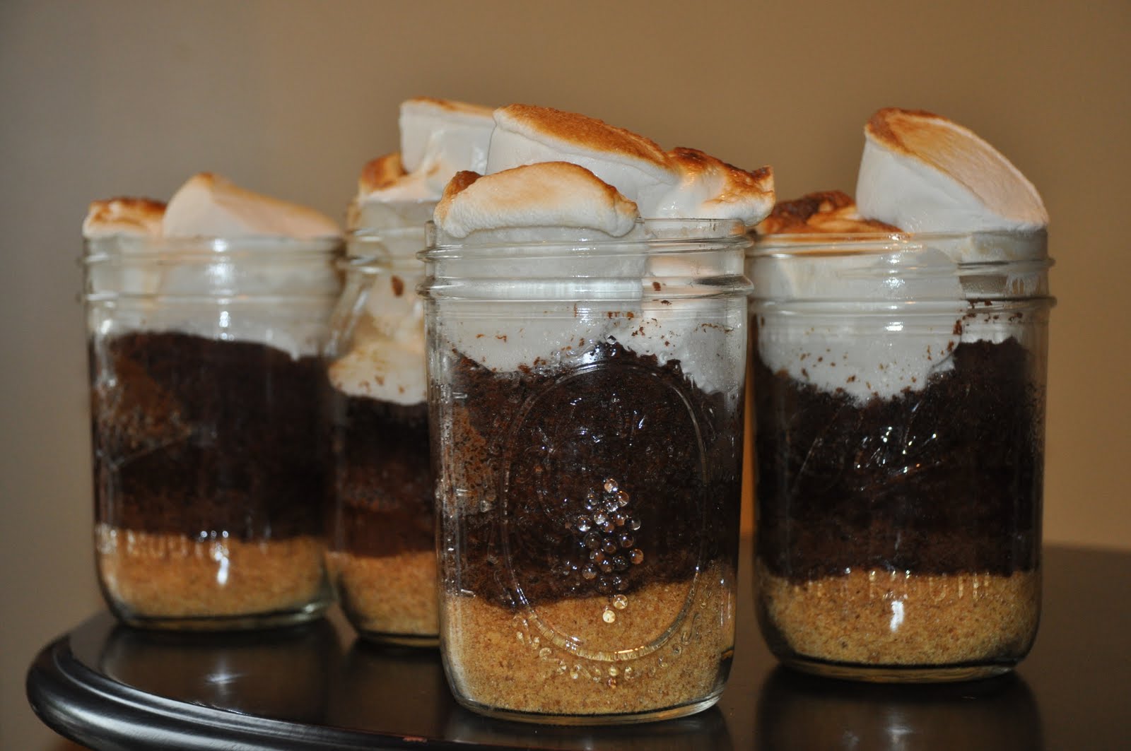 Have Your Cake and Eat it Too S'mores in a Jar Deliciousness!