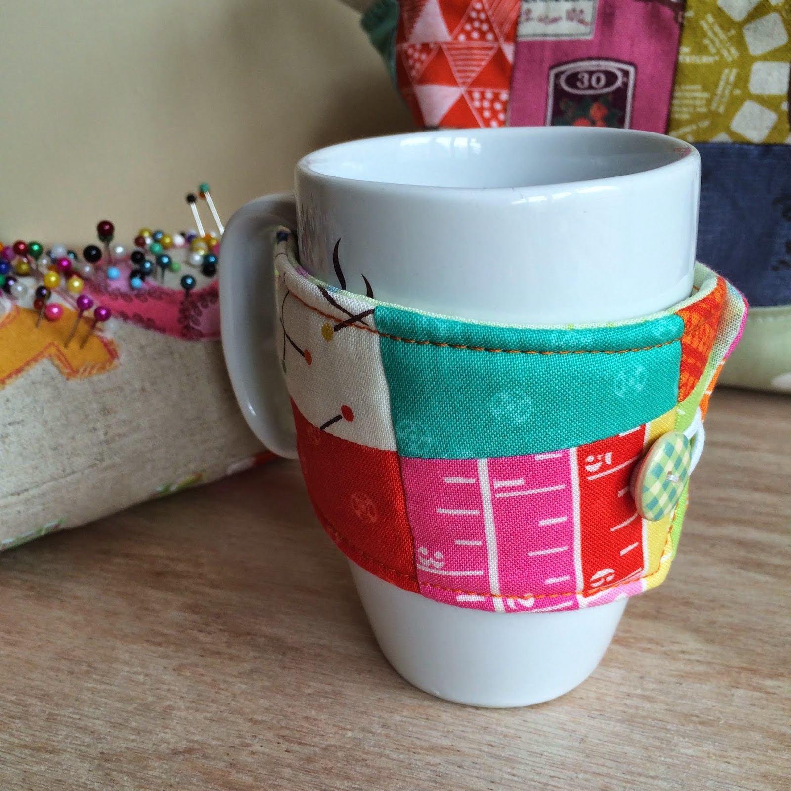 Keeping Koozie / CHARM ABOUT YOU