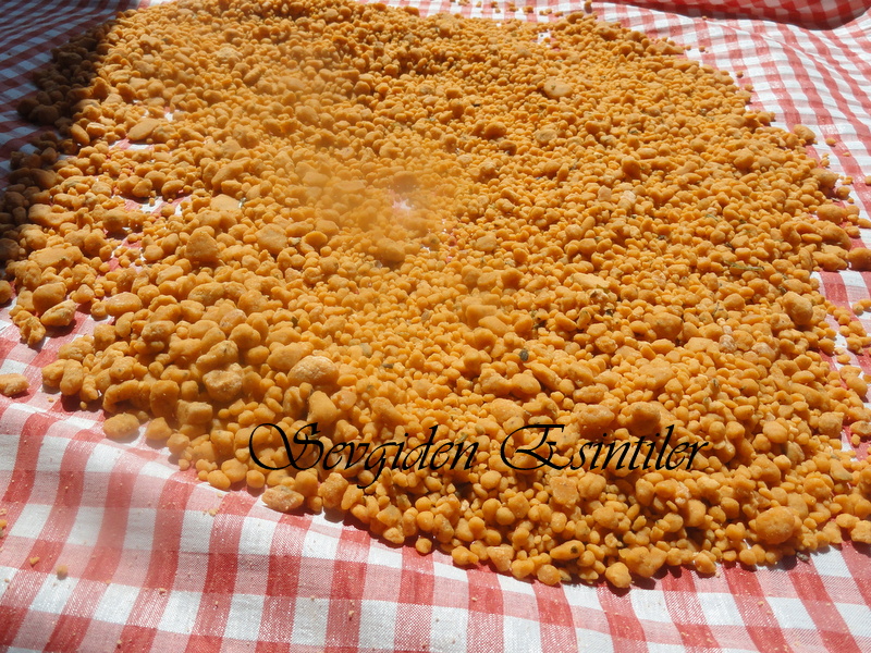 Sevgiden Esintiler Ev Yapımı tarhana nasıl yapılır?
