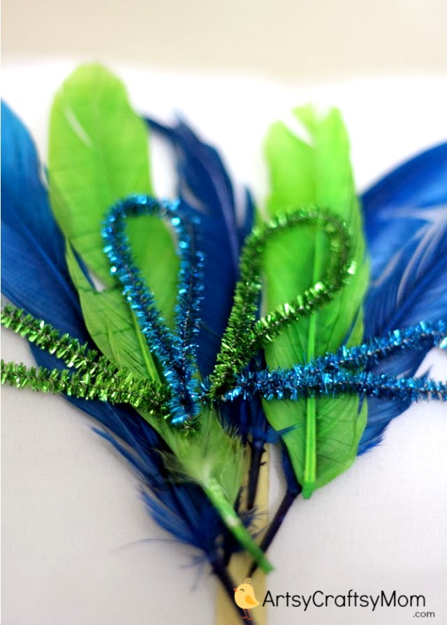 Itsy Bitsy - The Blog place: Peacock Craft - guest post by ArtsyCraftsyMom