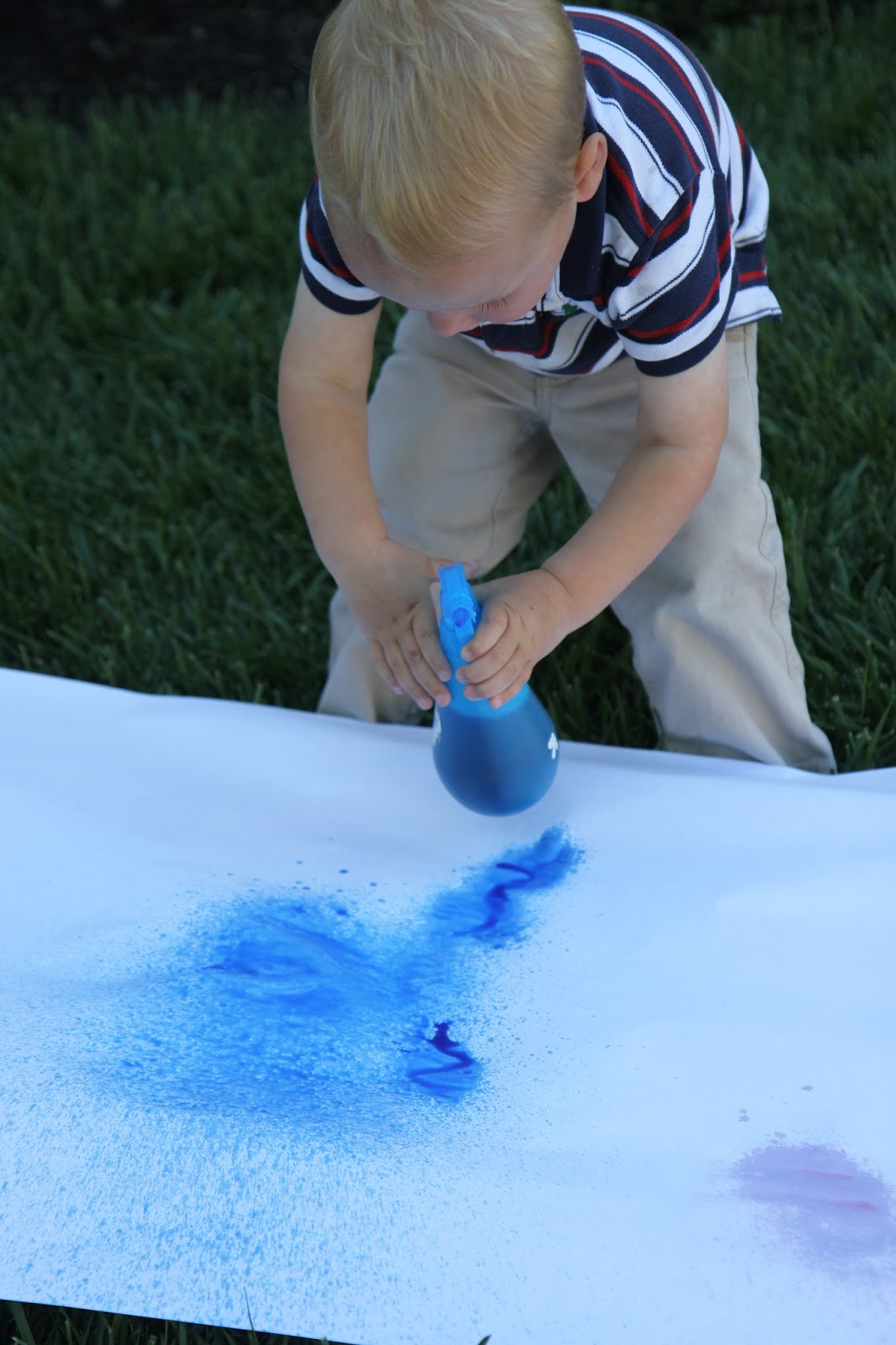Toddler Approved! Spray Art for Toddlers