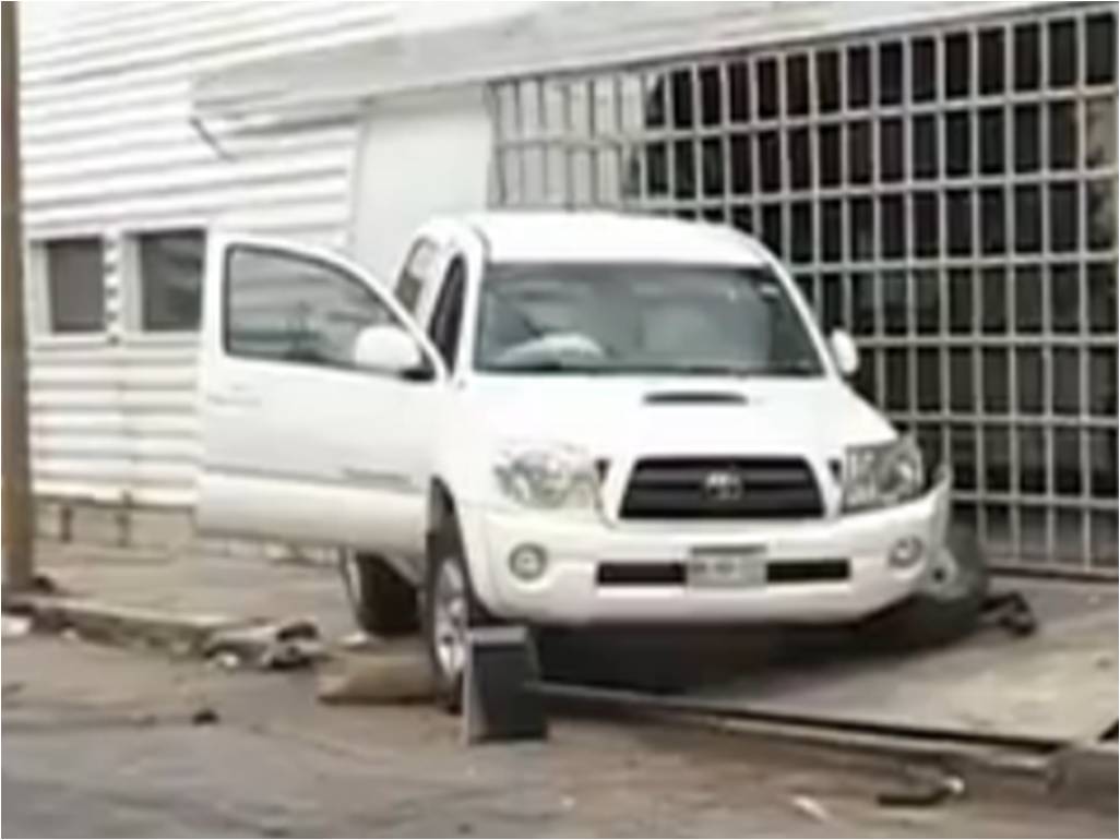 camioneta-tacoma-baleada